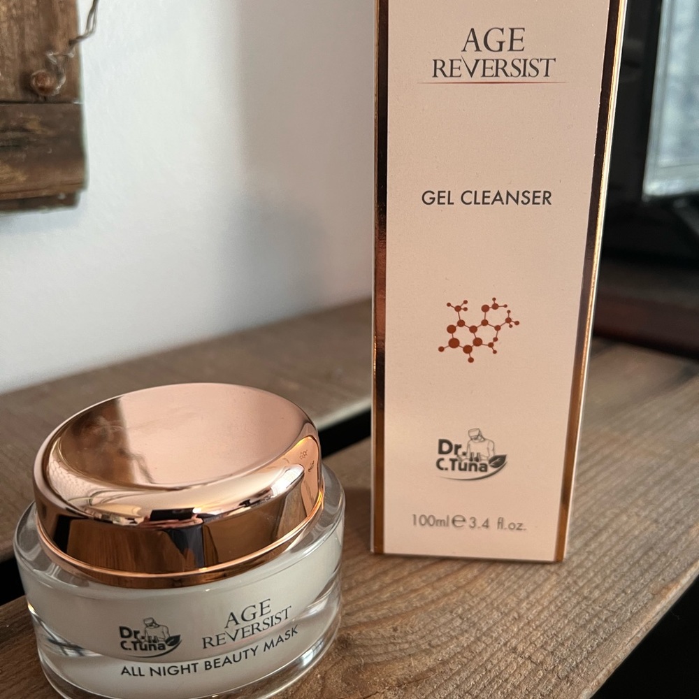 Farmasi Age Reverist cleanser and Beauty mask